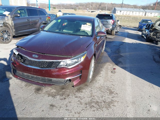 44113335 :رقم المزاد ، 5XXGT4L34JG267659 vin ، 2018 Kia Optima Lx مزاد بيع