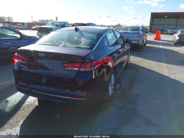 44113335 :رقم المزاد ، 5XXGT4L34JG267659 vin ، 2018 Kia Optima Lx مزاد بيع