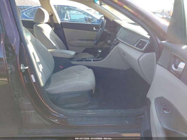 44113335 :رقم المزاد ، 5XXGT4L34JG267659 vin ، 2018 Kia Optima Lx مزاد بيع