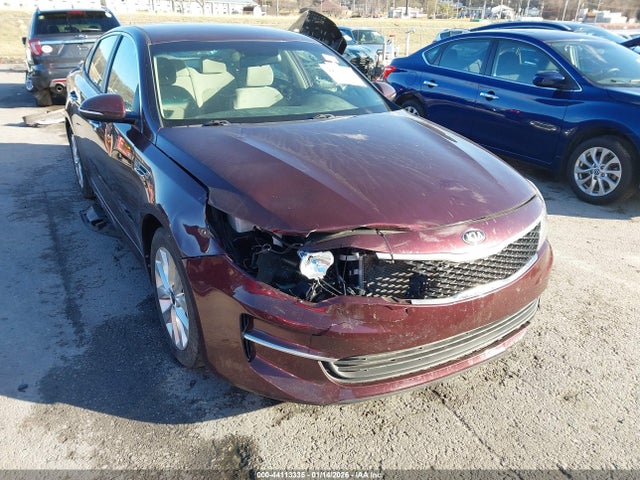 44113335 :رقم المزاد ، 5XXGT4L34JG267659 vin ، 2018 Kia Optima Lx مزاد بيع