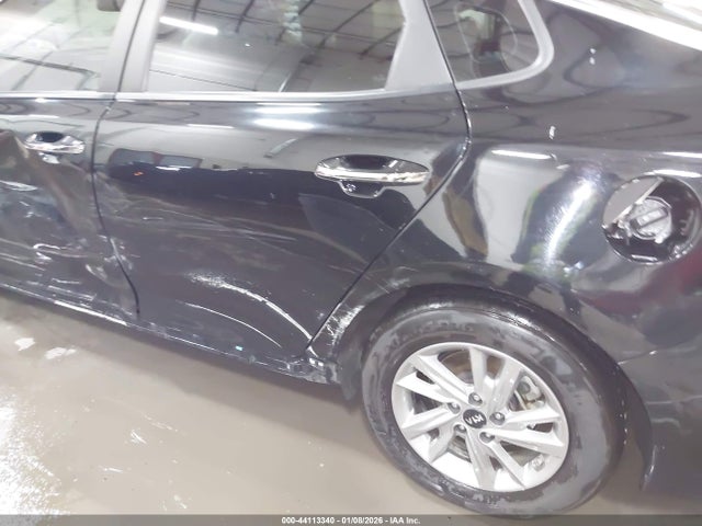 5XXGT4L33LG435861 KIA Optima Lx