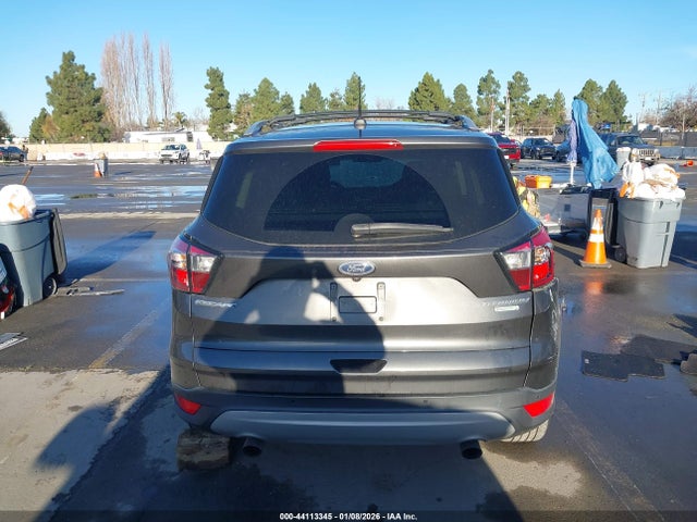 1FMCU0J93HUC88109 Ford Escape Titanium