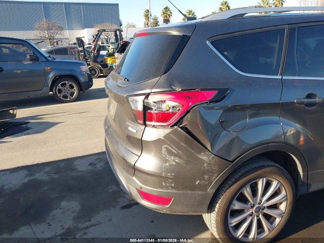 1FMCU0J93HUC88109 Ford Escape Titanium