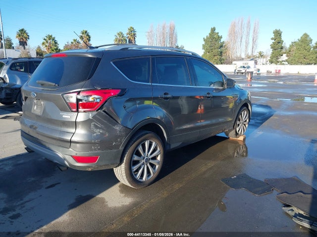 1FMCU0J93HUC88109 Ford Escape Titanium