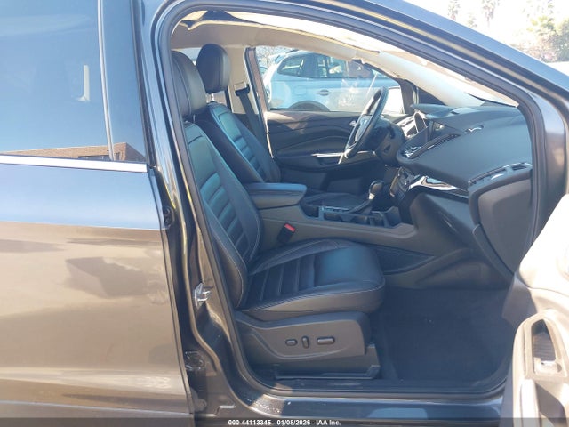1FMCU0J93HUC88109 Ford Escape Titanium