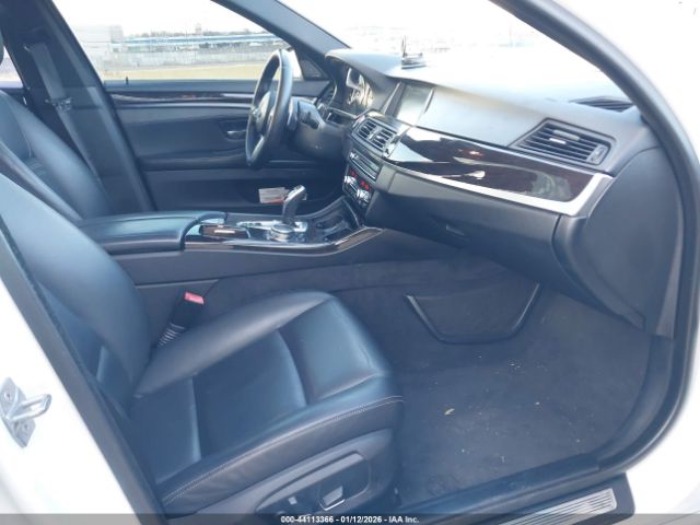 2016 BMW 528I WBA5A5C5XGG349611 Photo 4