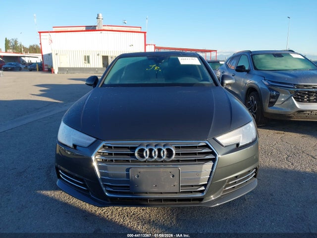 WAUGNAF4XHN018002 Audi A4 2.0t Premium