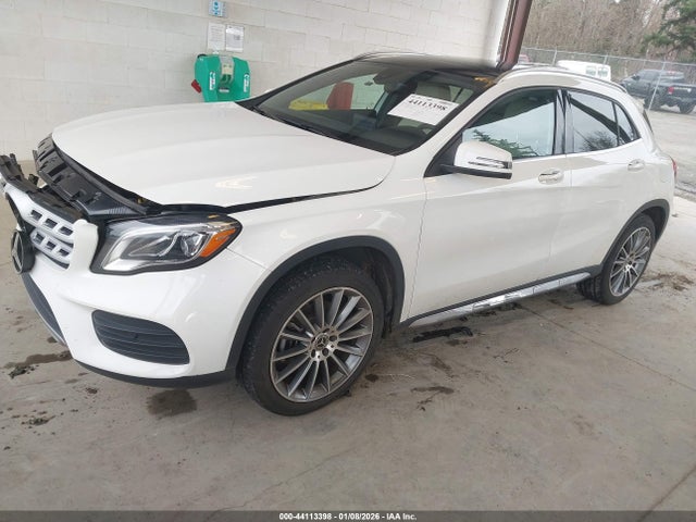 WDCTG4GB2JJ489417 Mercedes-Benz Gla 250 4matic