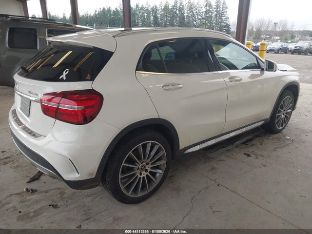 WDCTG4GB2JJ489417 Mercedes-Benz Gla 250 4matic