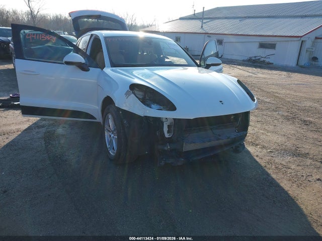 2019 PORSCHE MACAN WP1AA2A52KLB09289 Photo 0