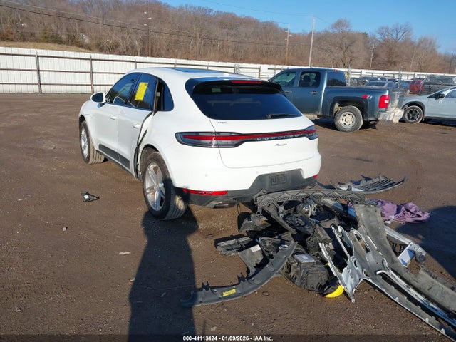 2019 PORSCHE MACAN WP1AA2A52KLB09289 Photo 2
