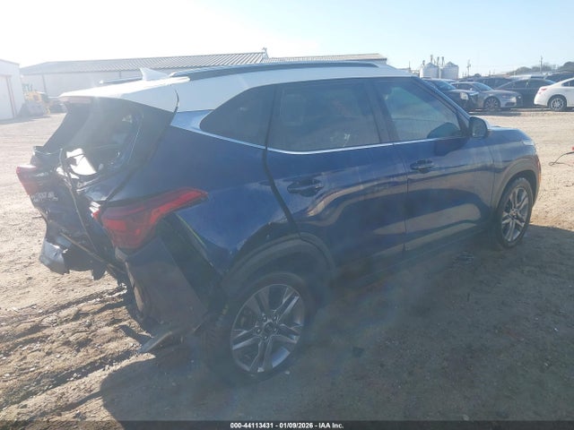 44113431 :رقم المزاد ، KNDEU2AA2M7076393 vin ، 2021 Kia Seltos S مزاد بيع