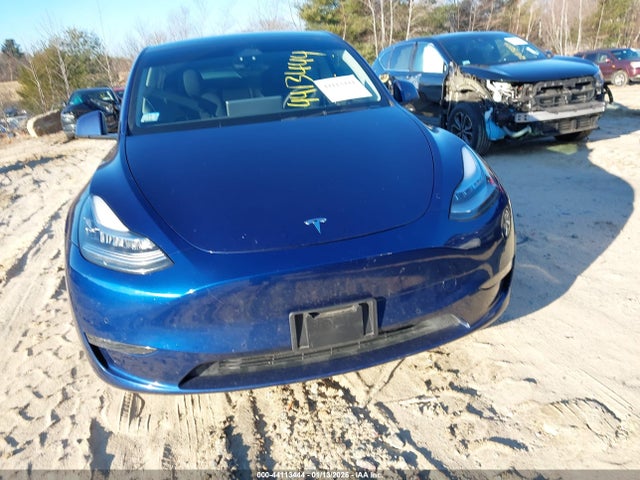 44113444 :رقم المزاد ، 7SAYGDEE3NA020326 vin ، 2022 Tesla Model Y Long Range Dual Motor All-wheel Drive مزاد بيع