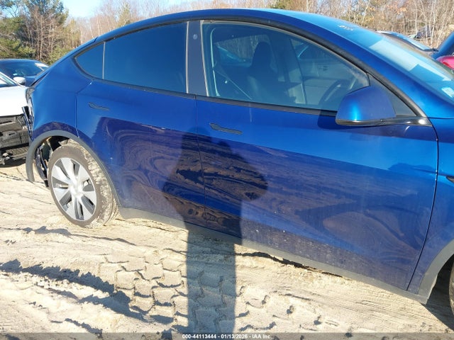 44113444 :رقم المزاد ، 7SAYGDEE3NA020326 vin ، 2022 Tesla Model Y Long Range Dual Motor All-wheel Drive مزاد بيع