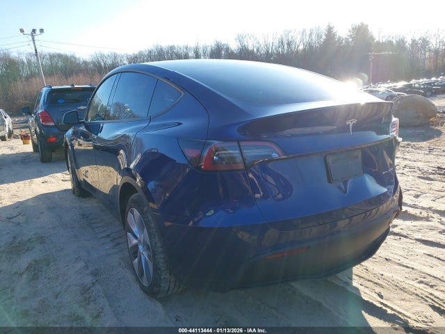 44113444 :رقم المزاد ، 7SAYGDEE3NA020326 vin ، 2022 Tesla Model Y Long Range Dual Motor All-wheel Drive مزاد بيع