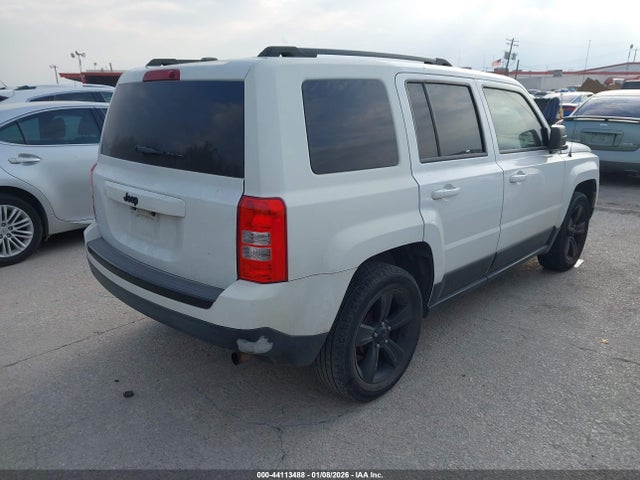1C4NJPBA8FD402609 Jeep Patriot Altitude Edition
