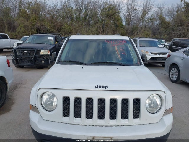 1C4NJPBA8FD402609 Jeep Patriot Altitude Edition