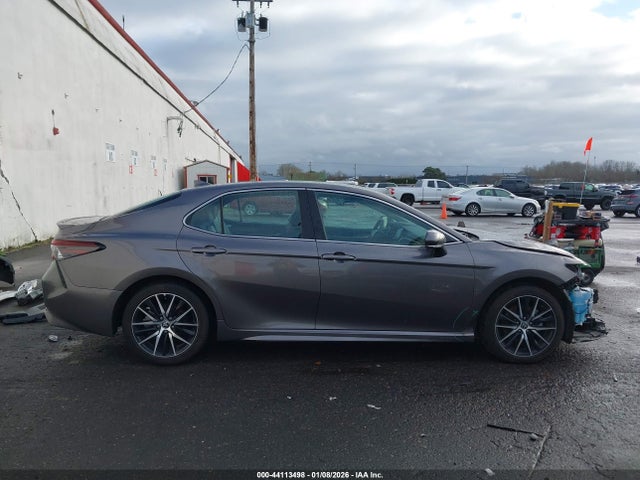 4T1G11AK4NU681597 Toyota CAMRY SE