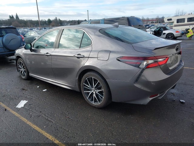 4T1G11AK4NU681597 Toyota CAMRY SE