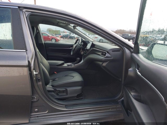 4T1G11AK4NU681597 Toyota CAMRY SE