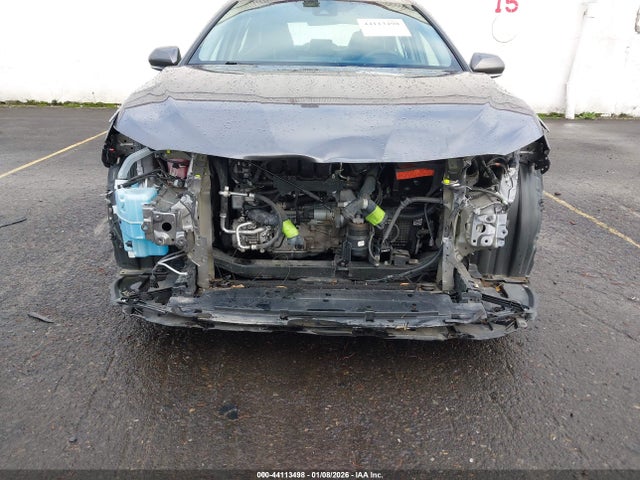 4T1G11AK4NU681597 Toyota CAMRY SE