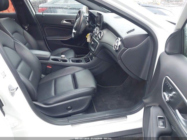 2020 Mercedes-benz Gla 250 4matic მანქანა იყიდება აუქციონზე, vin: W1NTG4GB4LU031135, აუქციონის ნომერი: 44113515