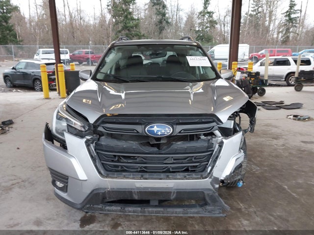 Subaru Forester Limited 2024 JF2SKAKC3RH474699 Image 13
