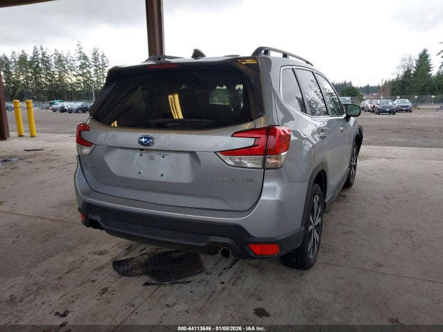 Subaru Forester Limited 2024 JF2SKAKC3RH474699 Image 4