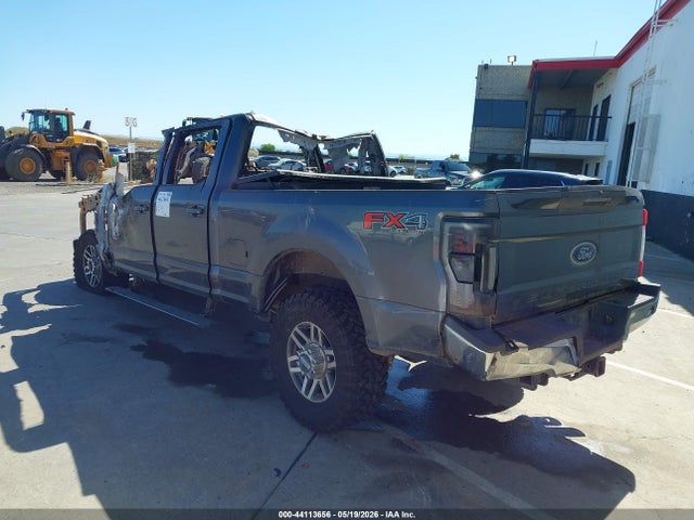 44113656 :رقم المزاد ، 1FT8W3BT2HEC09930 vin ، 2017 Ford F-350 Lariat مزاد بيع