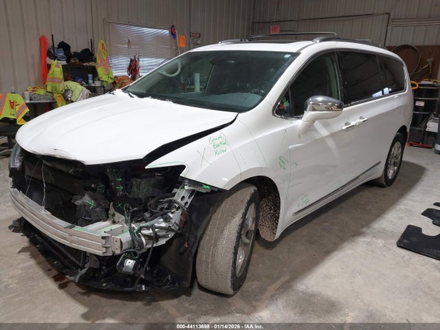 2018 CHRYSLER PACIFICA 2C4RC1GG6JR232746 Photo 1