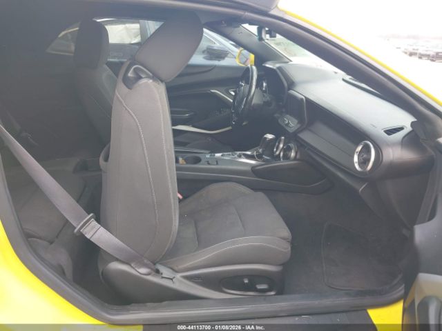 2017 CHEVROLET CAMARO 1G1FB3DS0H0190579 Photo 4