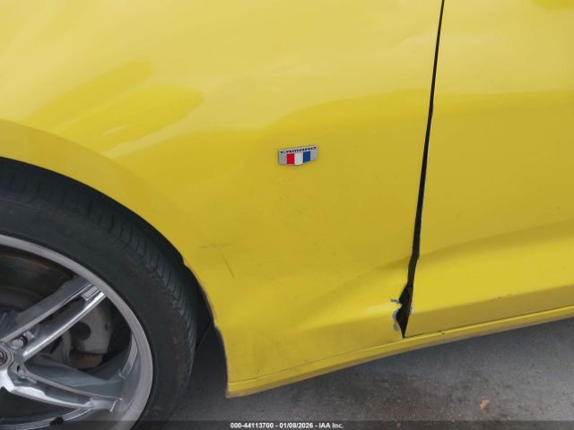2017 CHEVROLET CAMARO 1G1FB3DS0H0190579 Photo 5