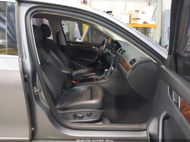 Продажа на аукционе авто 2012 Volkswagen Passat 3.6l V6 Sel Premium, vin: 1VWCM7A34CC058440, номер лота: 44113704
