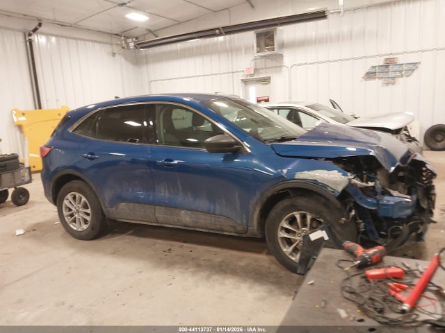 1FMCU9G67NUB32216 Ford ESCAPE SE