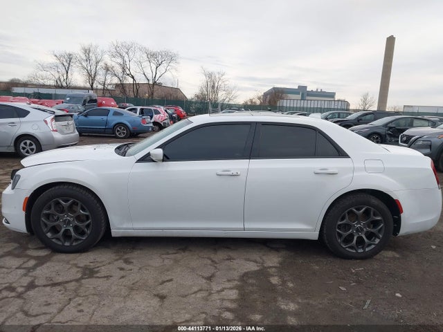 Chrysler 300 300s 2016 2C3CCAGG8GH329231 Image 15