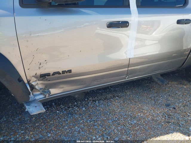 44113833 :رقم المزاد ، 1C6SRFFT9MN597023 vin ، 2021 Ram 1500 Big Horn  4x4 5'7 Box مزاد بيع