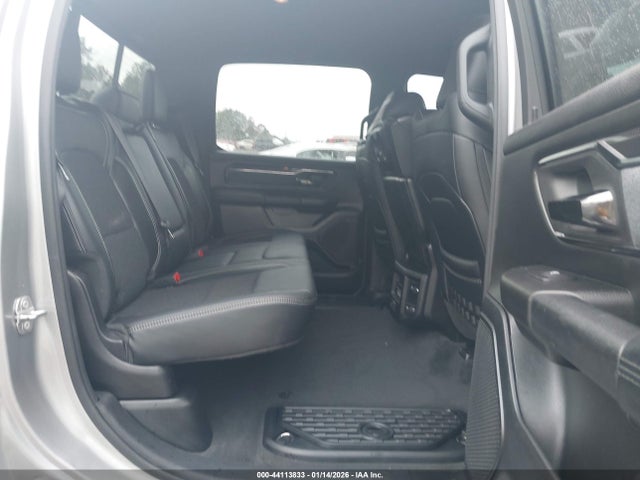 44113833 :رقم المزاد ، 1C6SRFFT9MN597023 vin ، 2021 Ram 1500 Big Horn  4x4 5'7 Box مزاد بيع