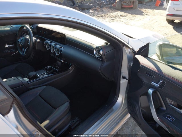 2023 MERCEDES-BENZ CLA 250 COUPE W1K5J4HBXPN414616 Photo 4