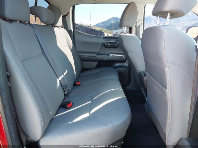 3TMAZ5CN4NM192252 Toyota Tacoma Sr5 V6
