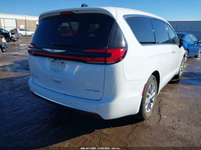 2026 CHRYSLER PACIFICA 2C4RC1GG0TR176189 Photo 3