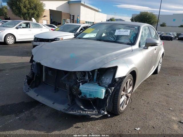 Lexus IS 250 2014 JTHBF1D29E5020667 Image 2