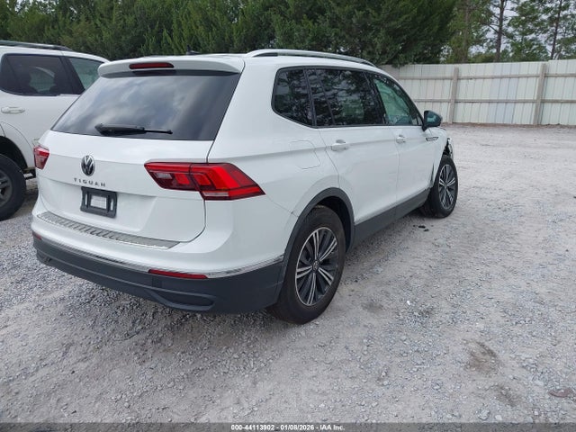 2024 VOLKSWAGEN TIGUAN 3VVNB7AXXRM205129 Photo 3