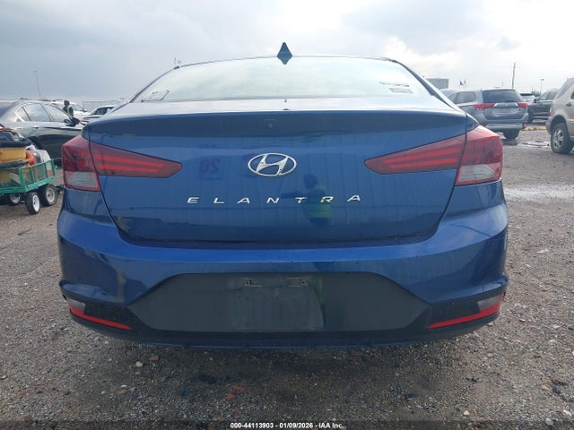 Продажа на аукционе авто 2020 Hyundai Elantra Sel, vin: 5NPD84LF1LH514528, номер лота: 44113903