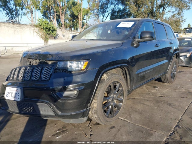 1C4RJFAG2JC358171 Jeep Grand Cherokee Altitude 4x4