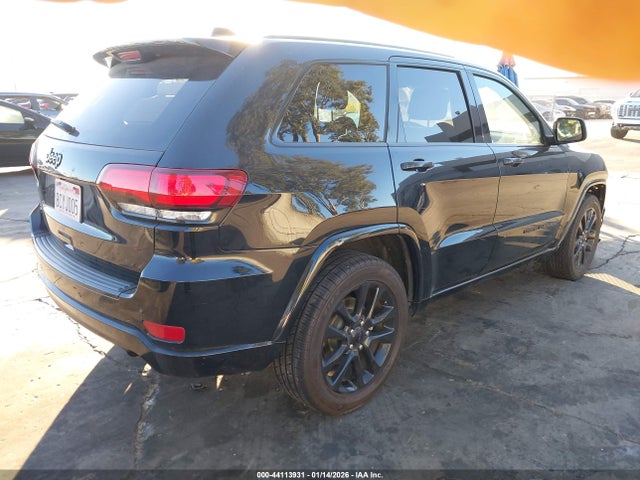 1C4RJFAG2JC358171 Jeep Grand Cherokee Altitude 4x4