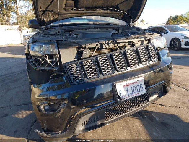 1C4RJFAG2JC358171 Jeep Grand Cherokee Altitude 4x4