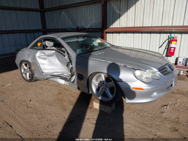 2003 MERCEDES-BENZ SL 500 WDBSK75F43F016811
