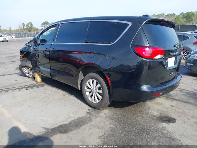 Продажа на аукционе авто 2017 Chrysler Pacifica Touring, vin: 2C4RC1DG3HR507827, номер лота: 44113986