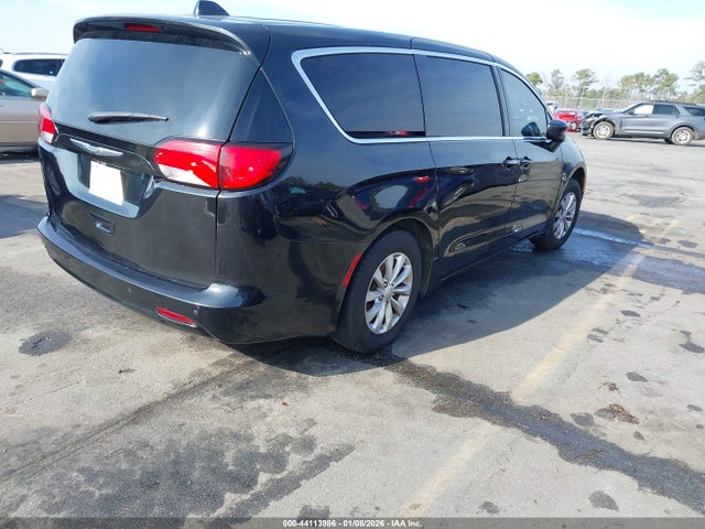Продажа на аукционе авто 2017 Chrysler Pacifica Touring, vin: 2C4RC1DG3HR507827, номер лота: 44113986