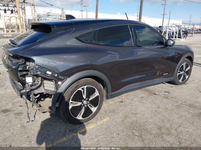 Ford Mustang Mach-e Select 2021 3FMTK1RM0MMA47708 Image 4